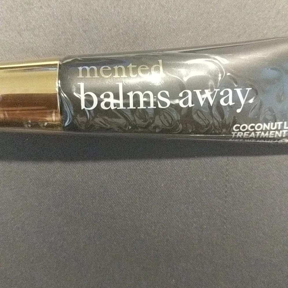 Coconut Lip Treatment